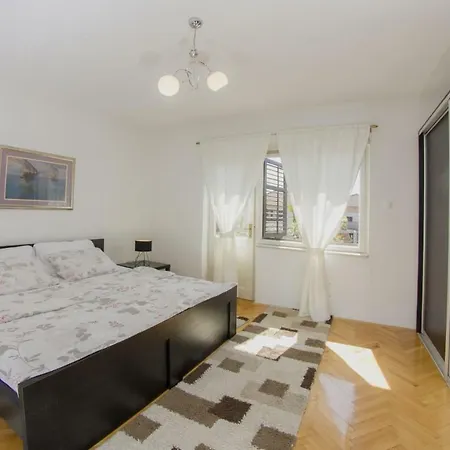 Family House Villa *